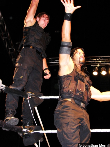 Wwe The Shield Dean Ambrose Roman Reigns Salute 120513
