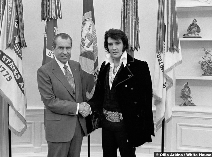 Elvis with Richard Nixon