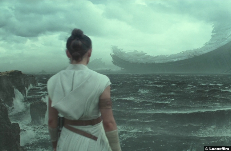 Star Wars Rise Skywalker Trailer Daisy Ridley Rey Deathstar 21
