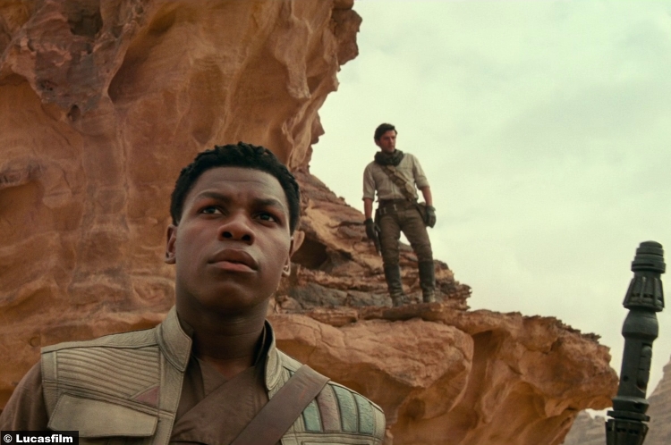Star Wars Rise Skywalker Trailer John Boyega Finn Oscar Isaac Poe Dameron 10