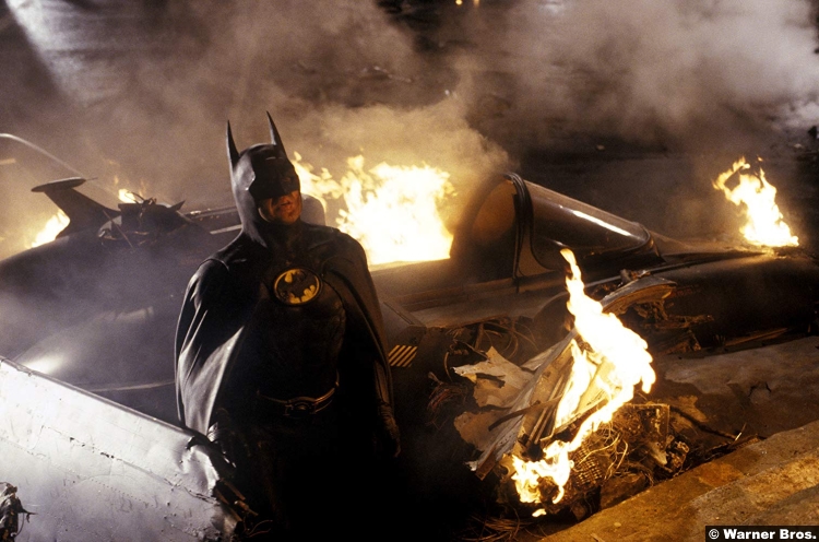 Batman 1989 Michael Keaton Bruce Wayne 2