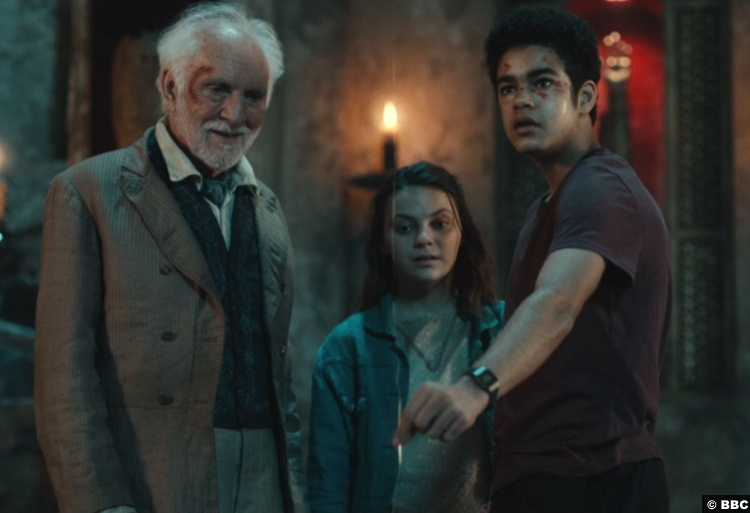 His Dark Materials S02e04 Terence Stamp Dafne Keen Amir Wilson Giacomo Paradisi Lyra Silvertongue Will Parry