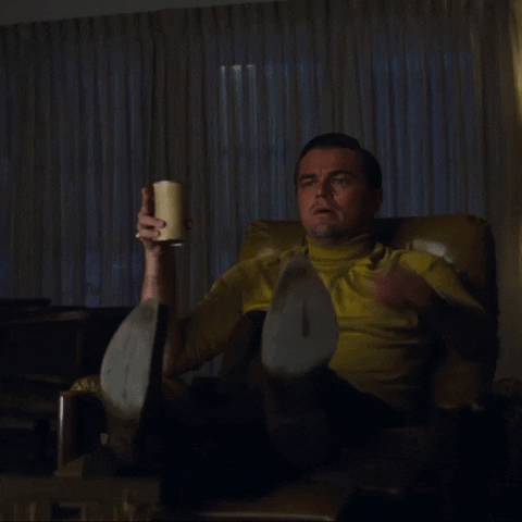 Gif Leonardo DiCaprio pointing in Once Upon a Time in Hollywood