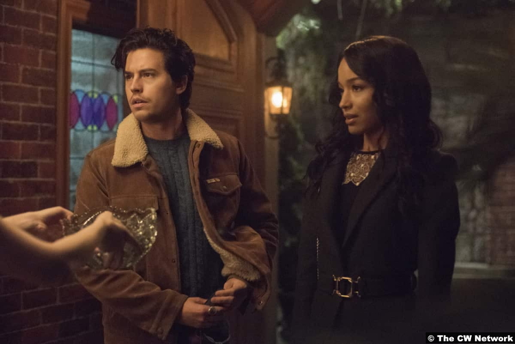 Riverdale S05e08 Cole Sprouse and Erinn Westbrook as Jughead Jones and Tabitha Tate