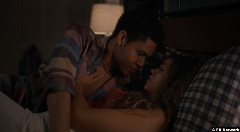 American Horror Stories S01e03: Rhenzy Feliz and Madison Bailey as Chad and Kelley