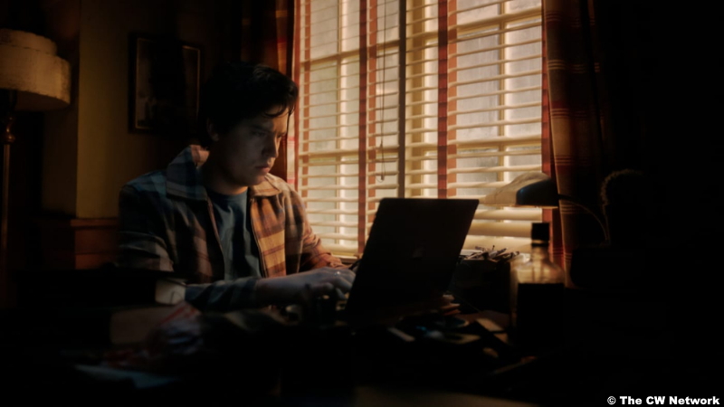 Riverdale S05e14: Cole Sprouse as Jughead Jones
