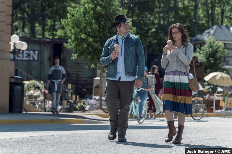 The Walking Dead S11e05: Josh McDermitt and Chelle Ramos as Eugene and Stephanie