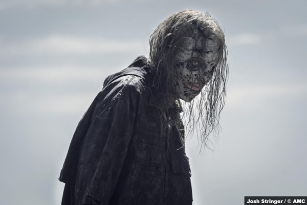 The Walking Dead S11e07: Lauren Cohan as Walker Maggie