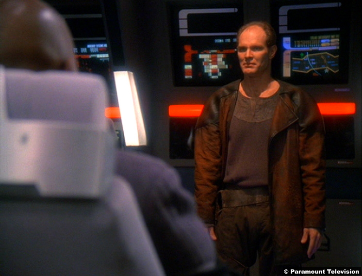 Star Trek - Deep Space Nine S05e13: Ken Marshall as Michael Eddington
