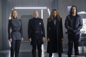 Star Trek Picard S02e02: Jeri Ryan, Patrick Stewart, Michelle Hurd and Evan Evagora as Seven of Nine, Jean Luc, Raffi and Elnor