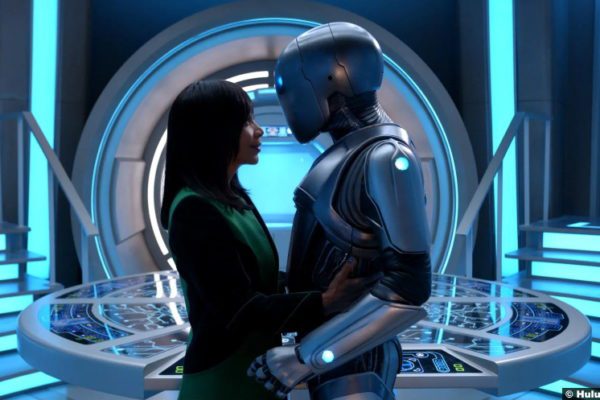 The Orville S03: Penny Johnson Jerald and Mark Jackson as Dr. Claire Finn and Isaac